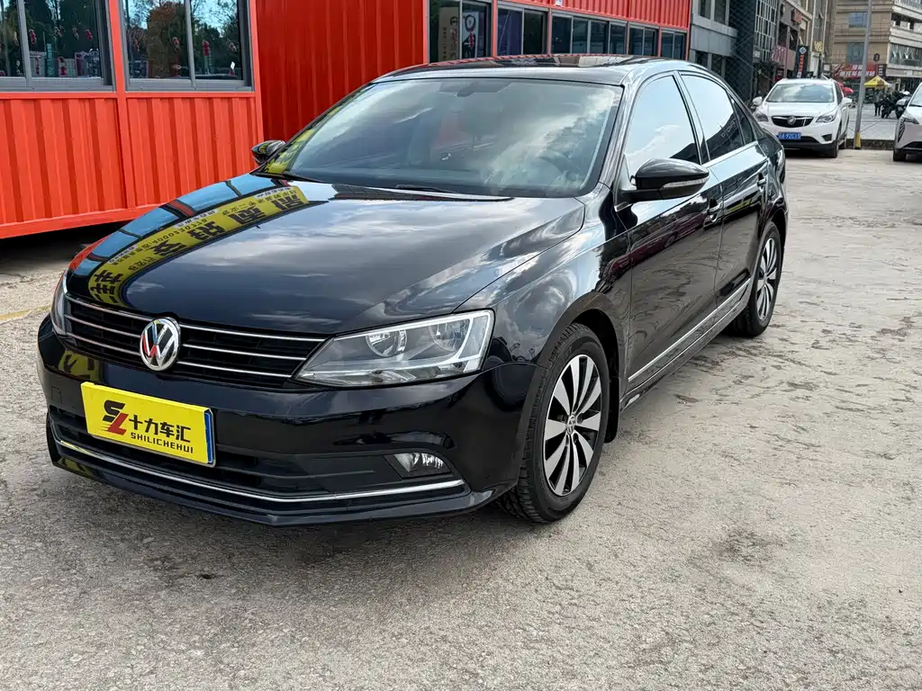 Volkswagen Sagitar 2018 — фото 1