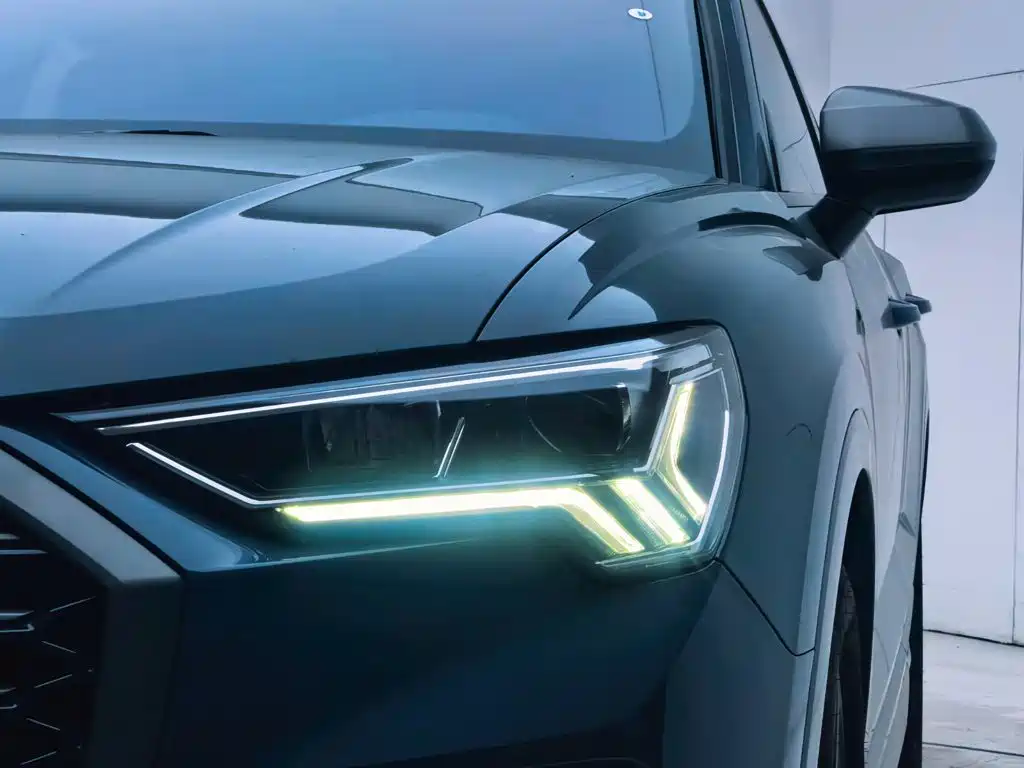 Audi Q3 Sportback 2023 — фото 26