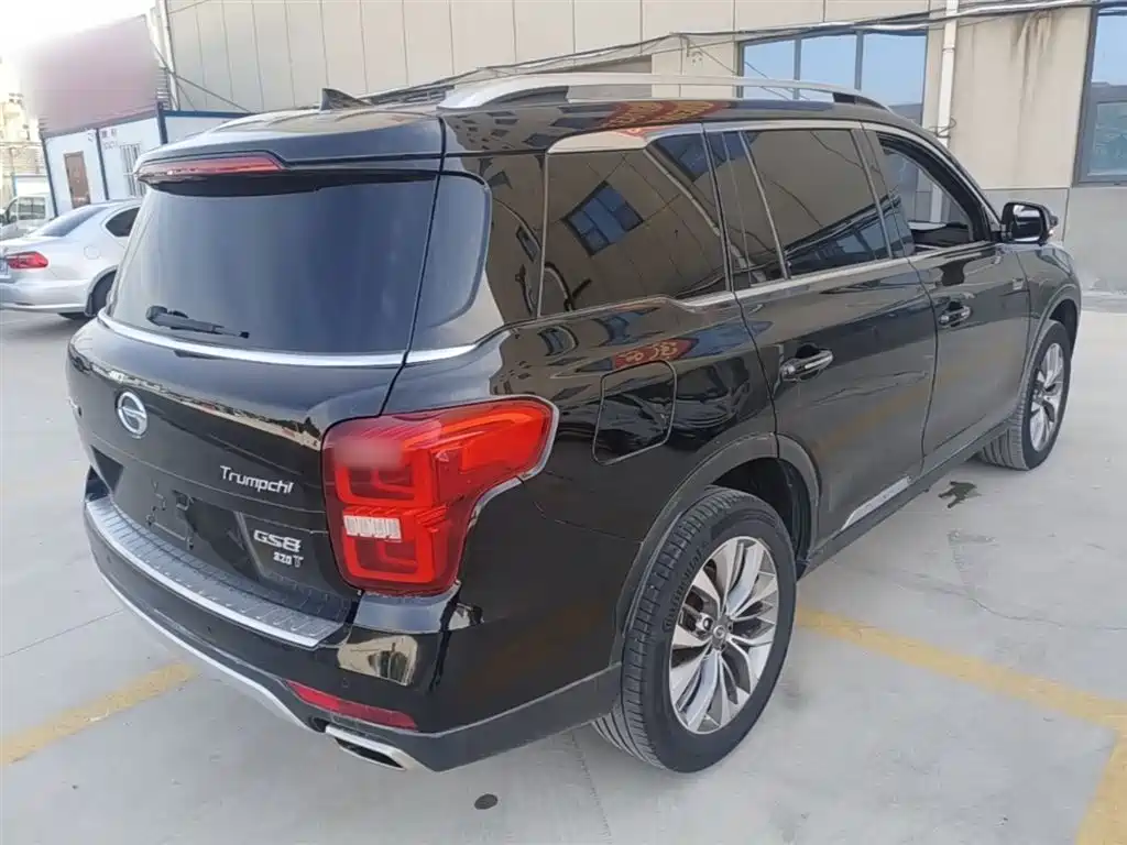 GAC Motor Trumpchi GS8 2018 — фото 7