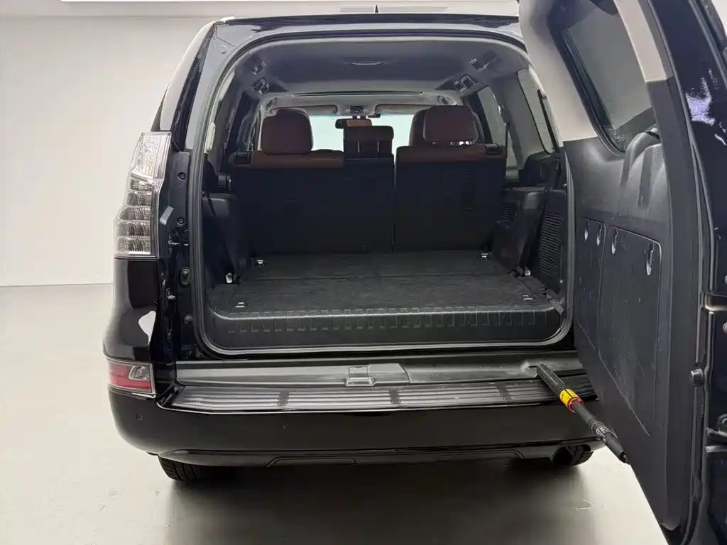 Lexus GX 2015 — фото 12