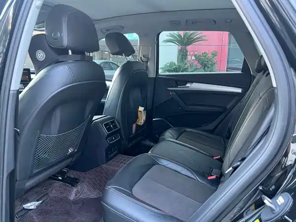 Audi Q5L 2019