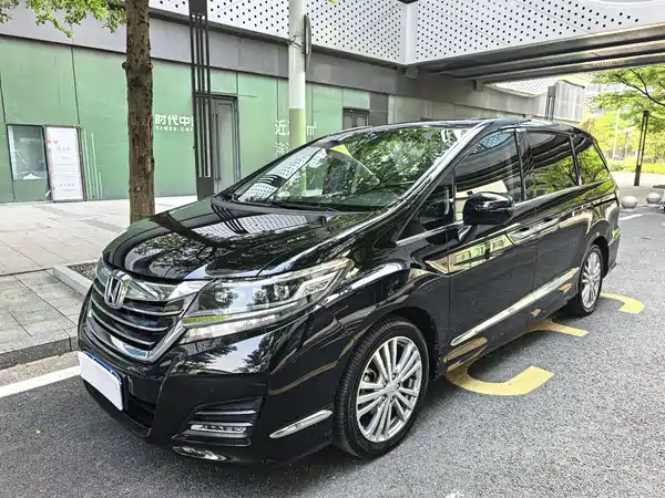Honda Elysion 2016