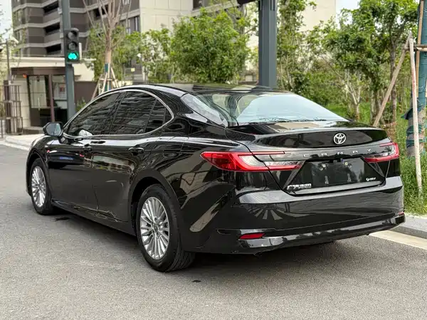 Toyota Camry 2024
