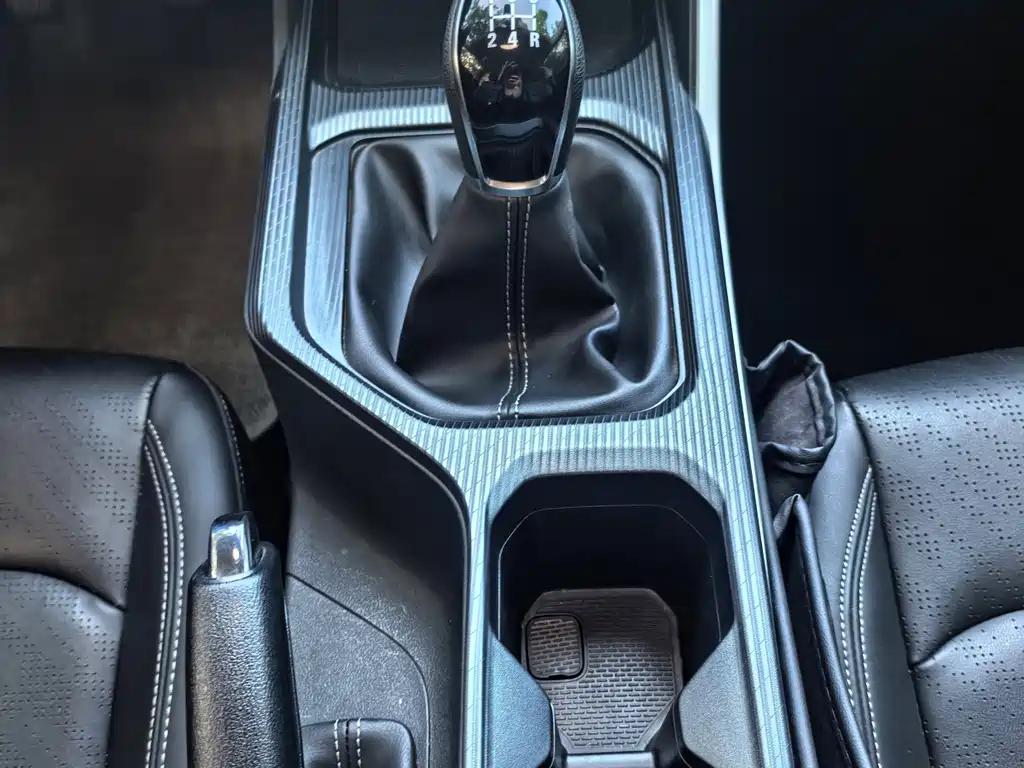 Geely Emgrand 2023 — фото 12
