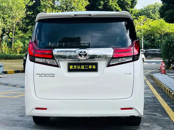 Toyota Alphard 2017