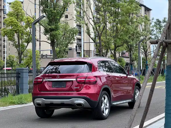 Mercedes-Benz GLA 2019