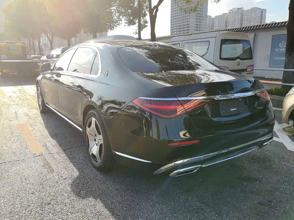 Mercedes-Benz Maybach S-Class 2024