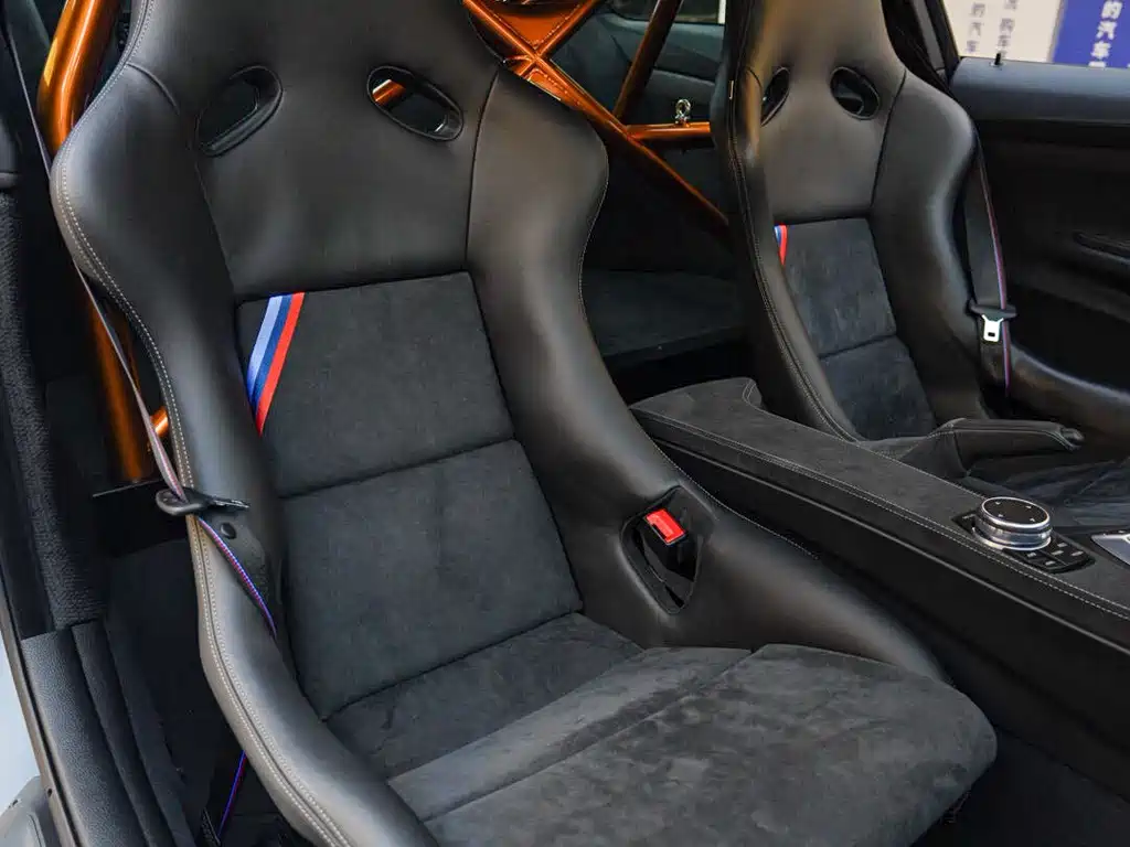 BMW M4 2024 — фото 18