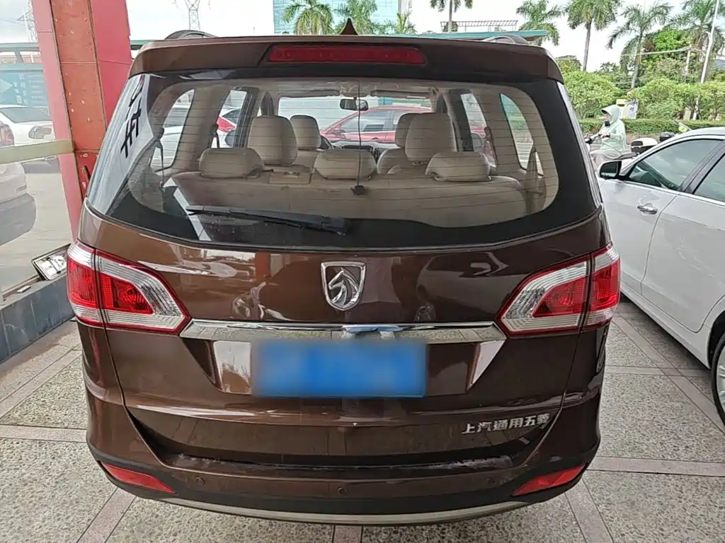 Baojun 730 2014
