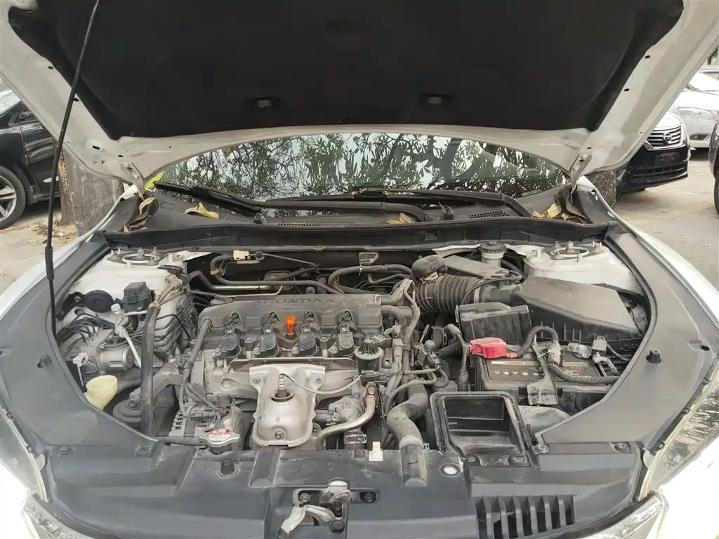 Honda Spirior 2015 — фото 15