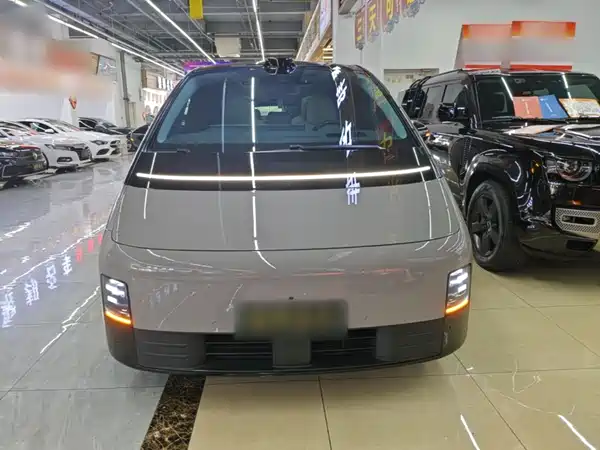 Li Auto MEGA 2025