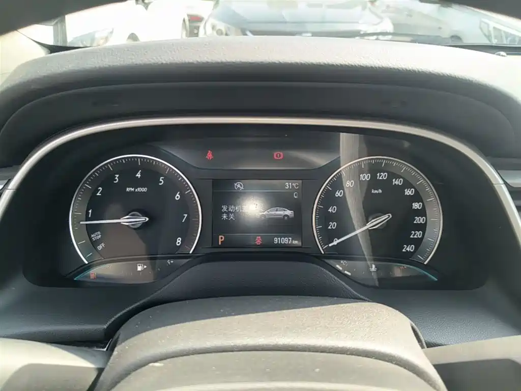 Buick Excelle 2015 — фото 12