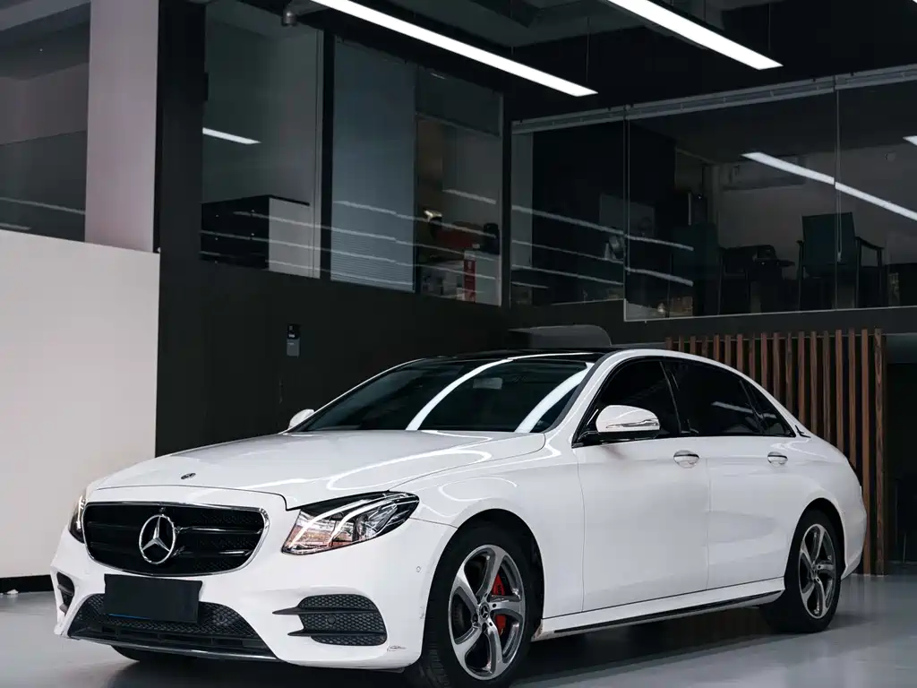 Mercedes-Benz E-Class 2018 — фото 1