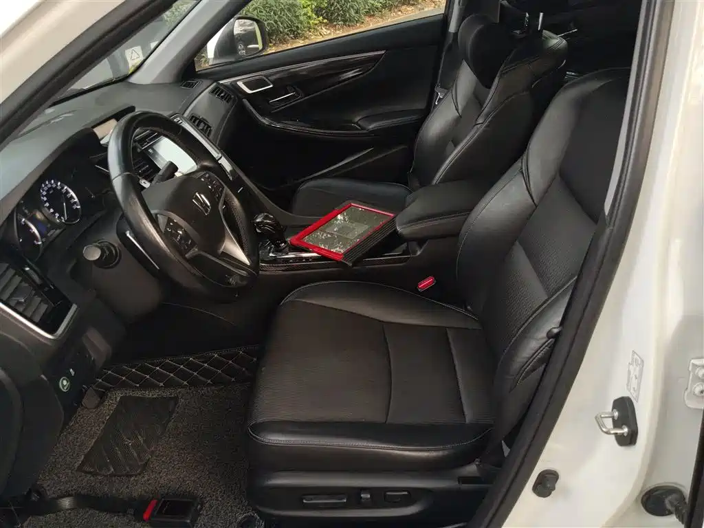 Honda Spirior 2015 — фото 11