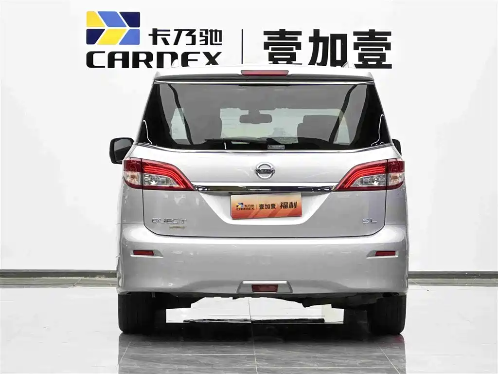 Nissan Quest 2016 — фото 18