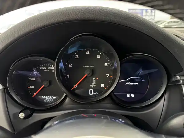 Porsche Macan 2017