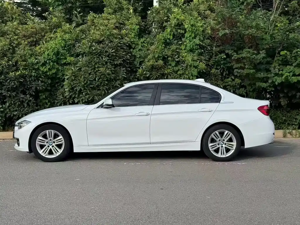 BMW 3 Series 2016