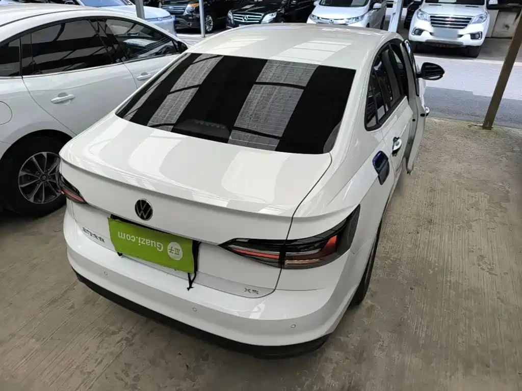 Volkswagen Lavida 2025