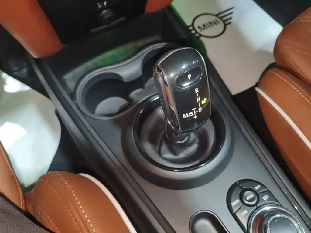 MINI Countryman 2021 — фото 14