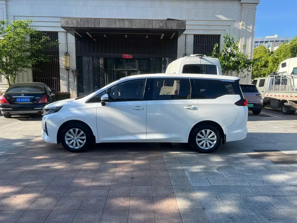 GAC Motor Trumpchi M6 2021 — фото 15