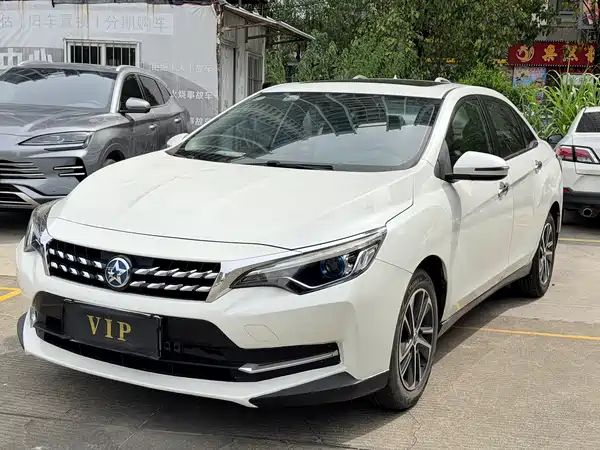 Venucia D60 2018