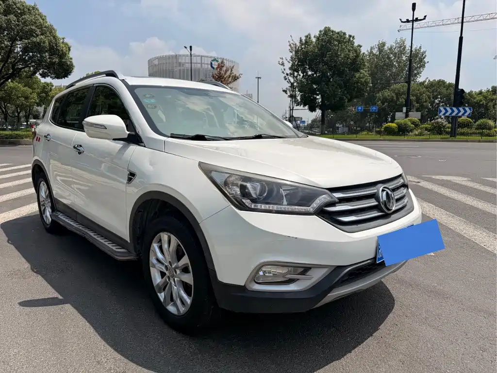 Dongfeng Fengshen AX7 2015 — фото 3