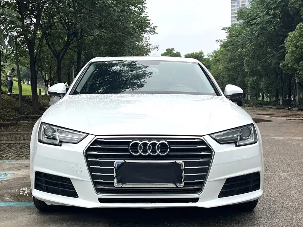 Audi A4L 2017 — фото 2