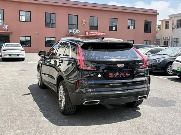 Cadillac XT4 2024