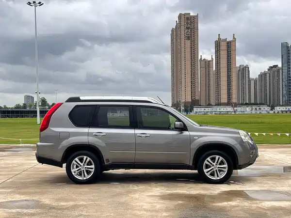 Nissan X-Trail 2012