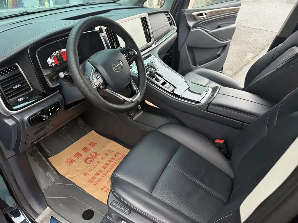 GAC Trumpchi M8 2021 — фото 3