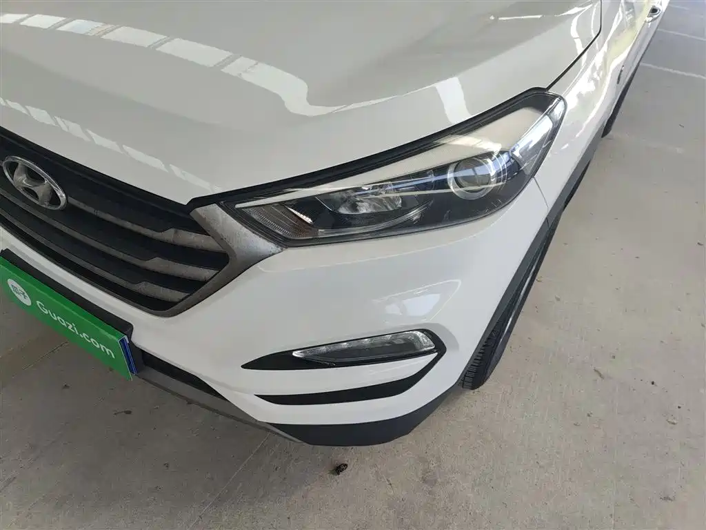 Hyundai Tucson 2017 — фото 18