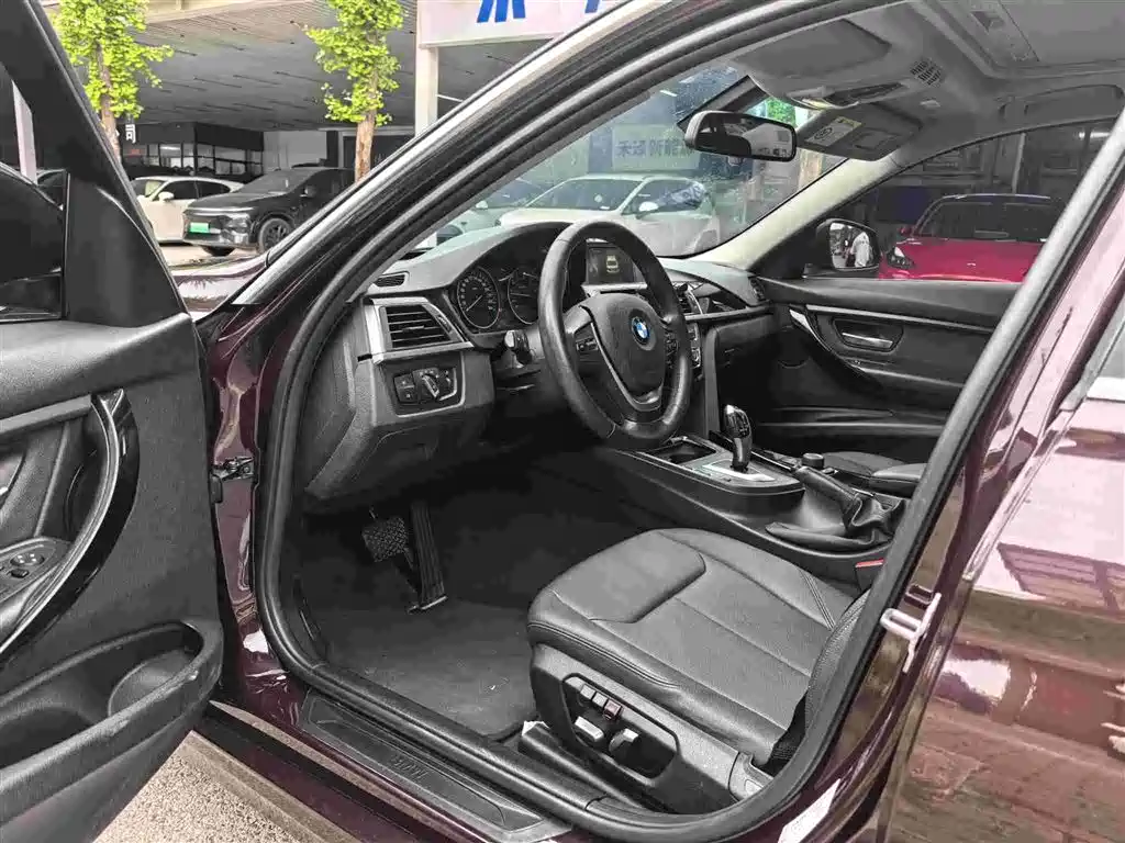 BMW 3 Series 2017