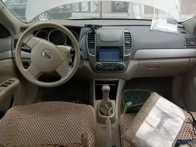 Nissan Sylphy 2015