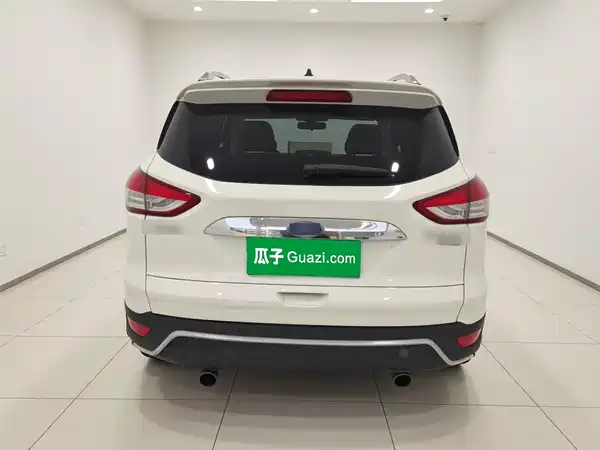 Ford Kuga 2015