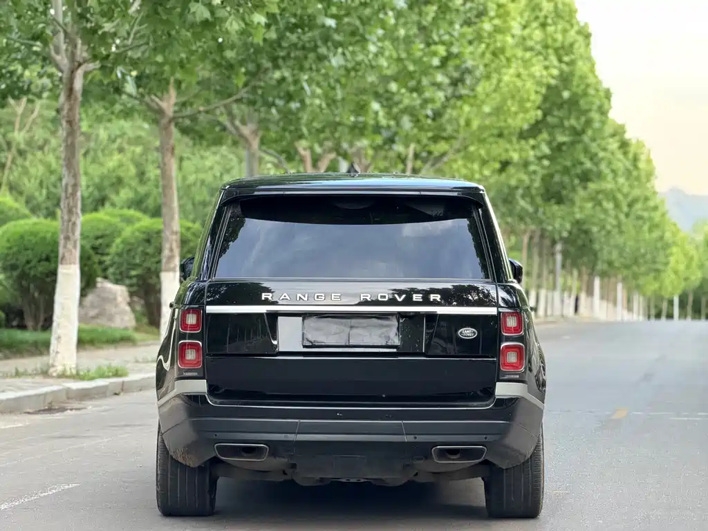 Land Rover Range Rover 2022 — фото 11