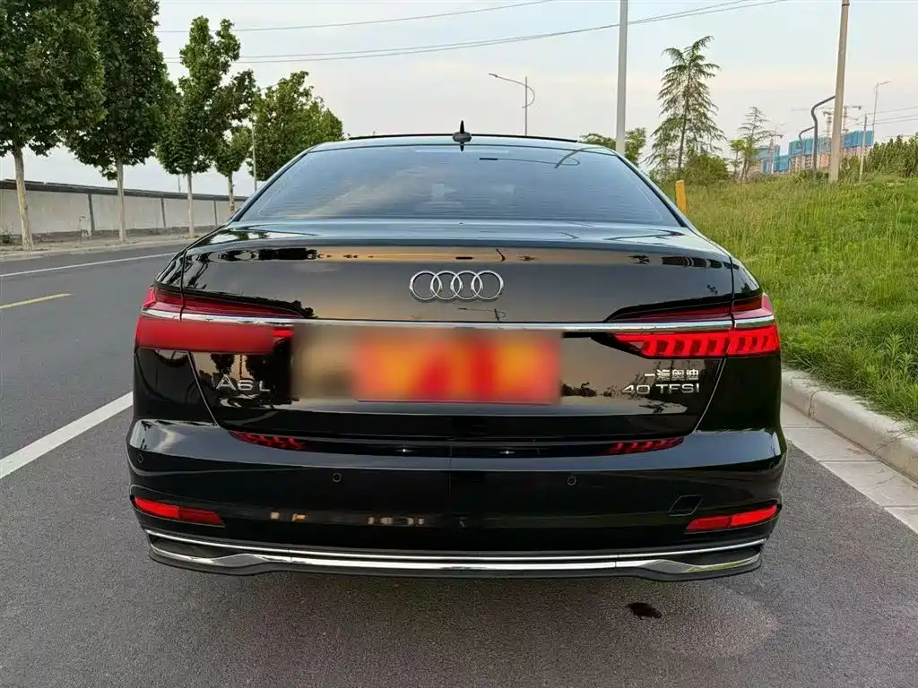Audi A6L 2023 — фото 15