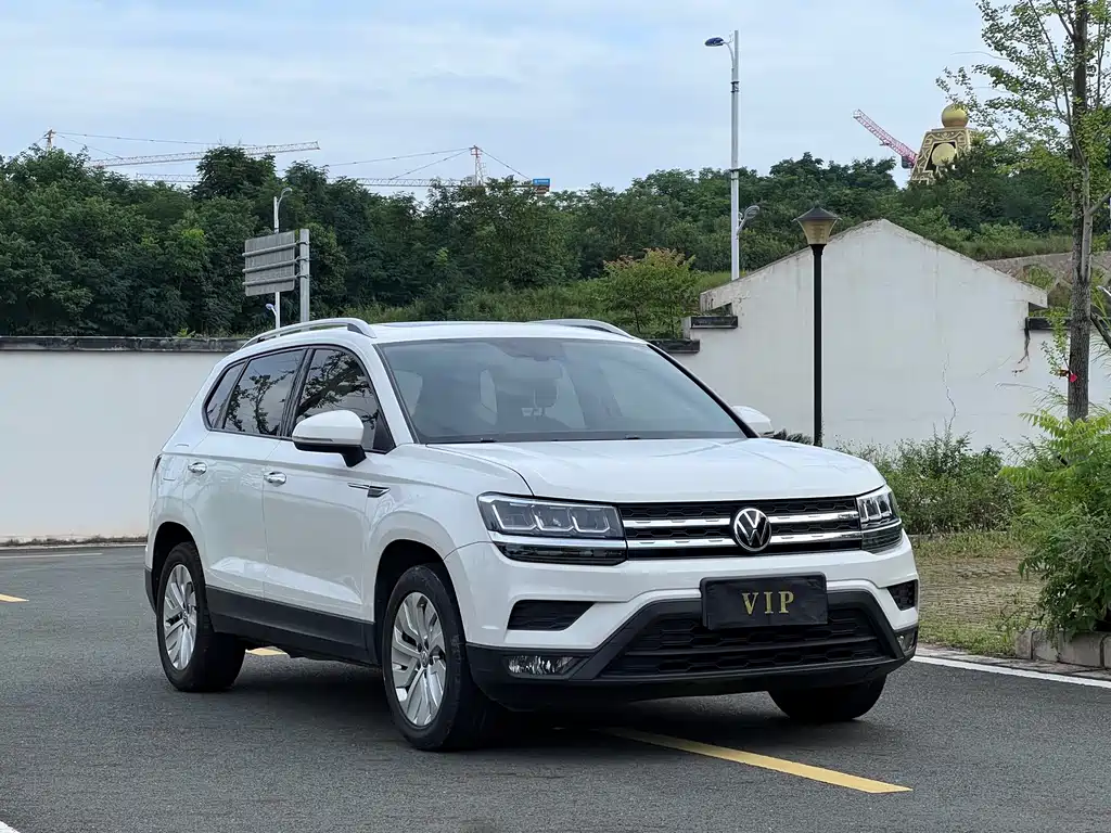 Volkswagen Tharu 2019