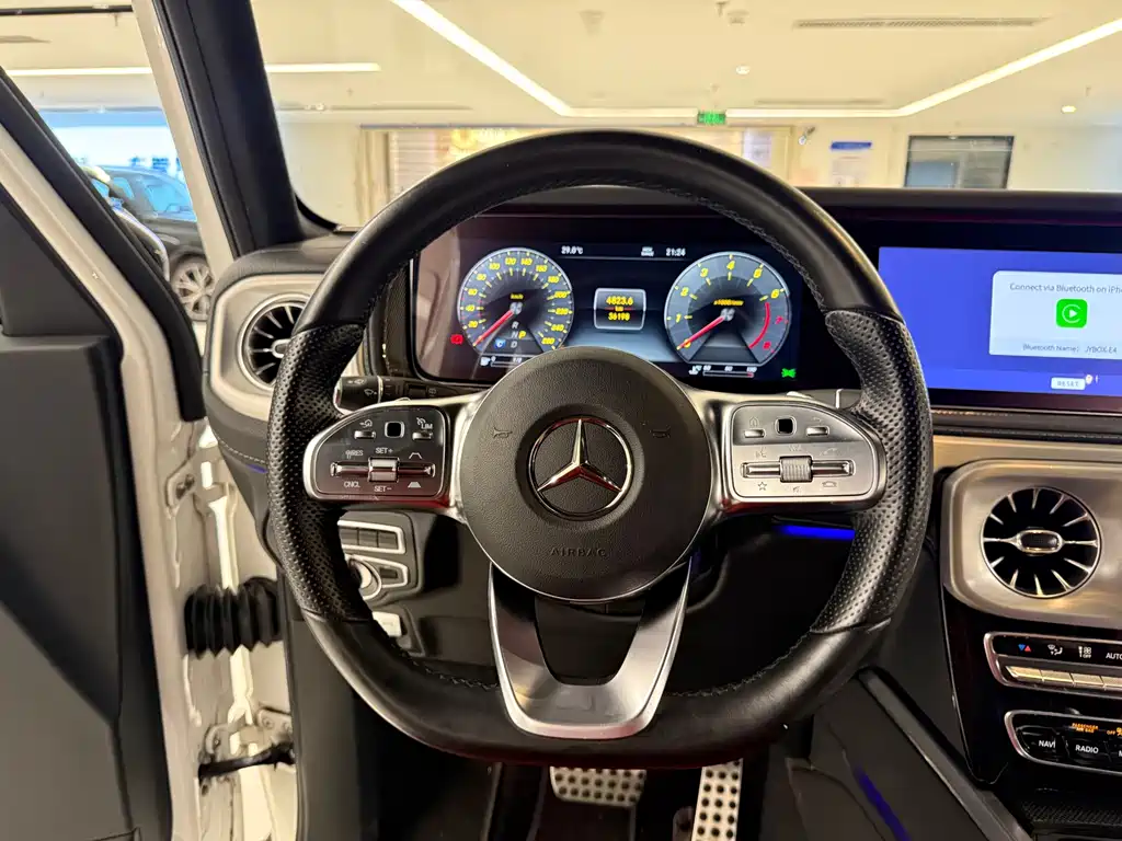 Mercedes-Benz G-Class 2023 — фото 16