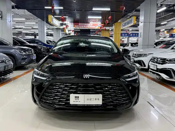 Buick Regal 2025