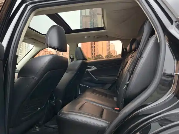 Geely Boyue 2018