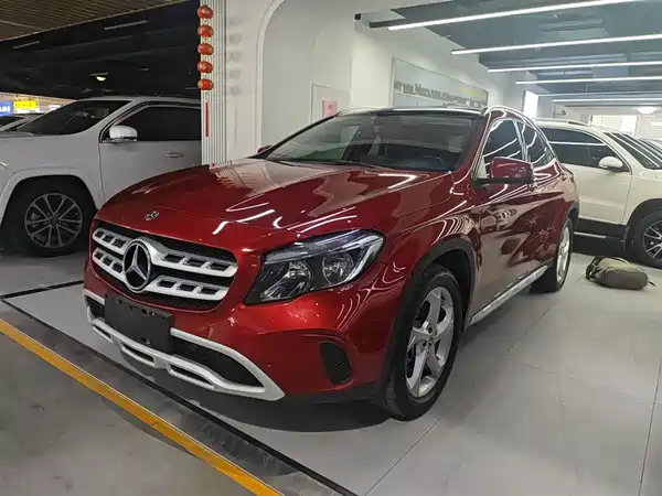 Mercedes-Benz GLA 2018