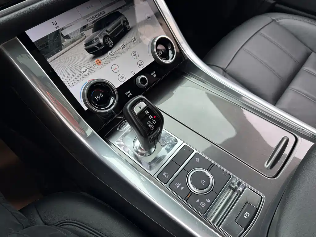 Land Rover Range Rover Sport 2019 — фото 17