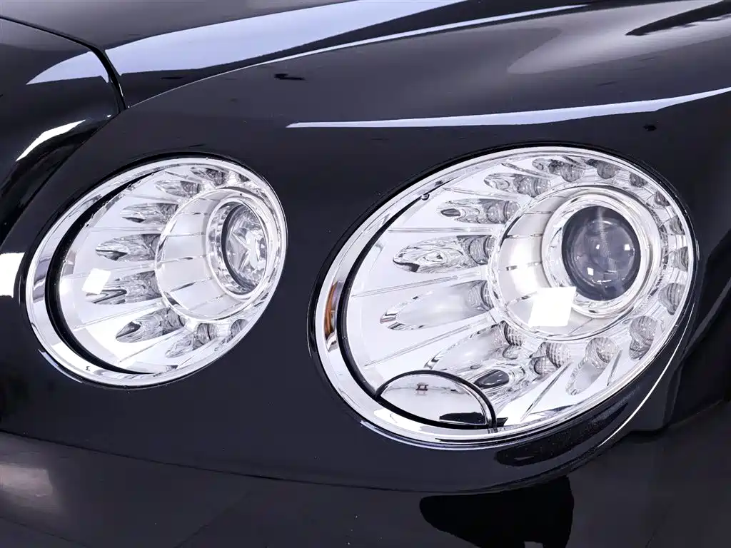 Bentley Flying Spur 2016 — фото 4