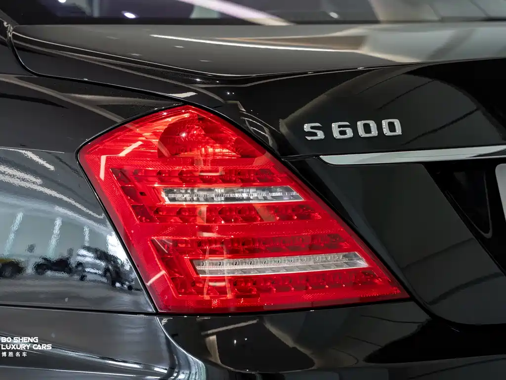 Mercedes-Benz S-Class 2011 — фото 28