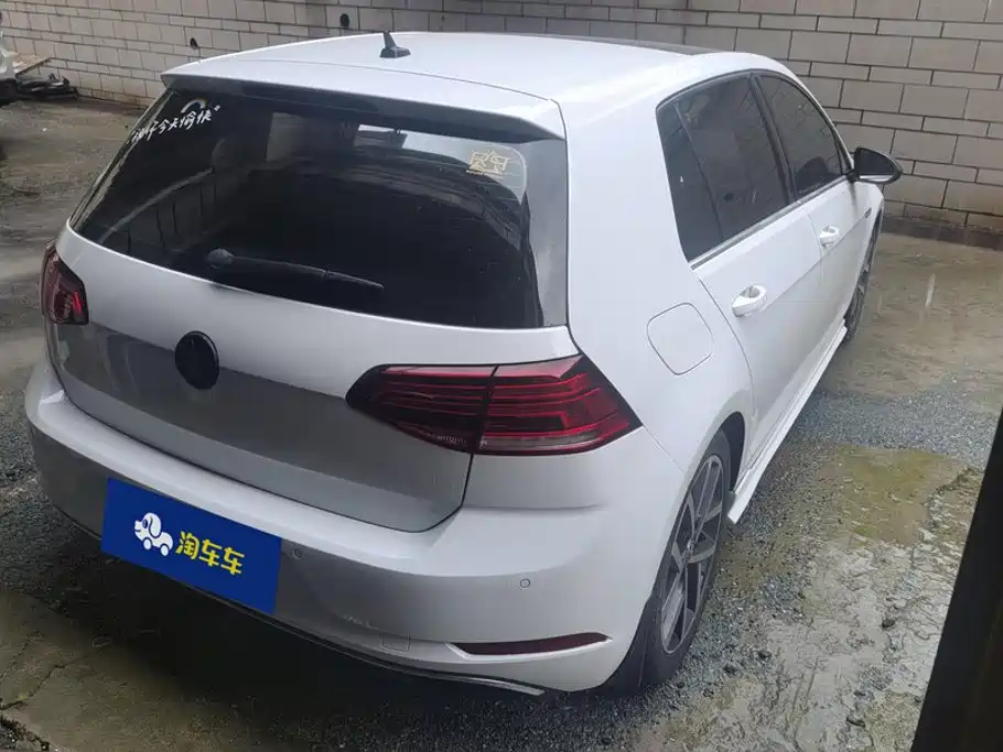Volkswagen Golf 2020