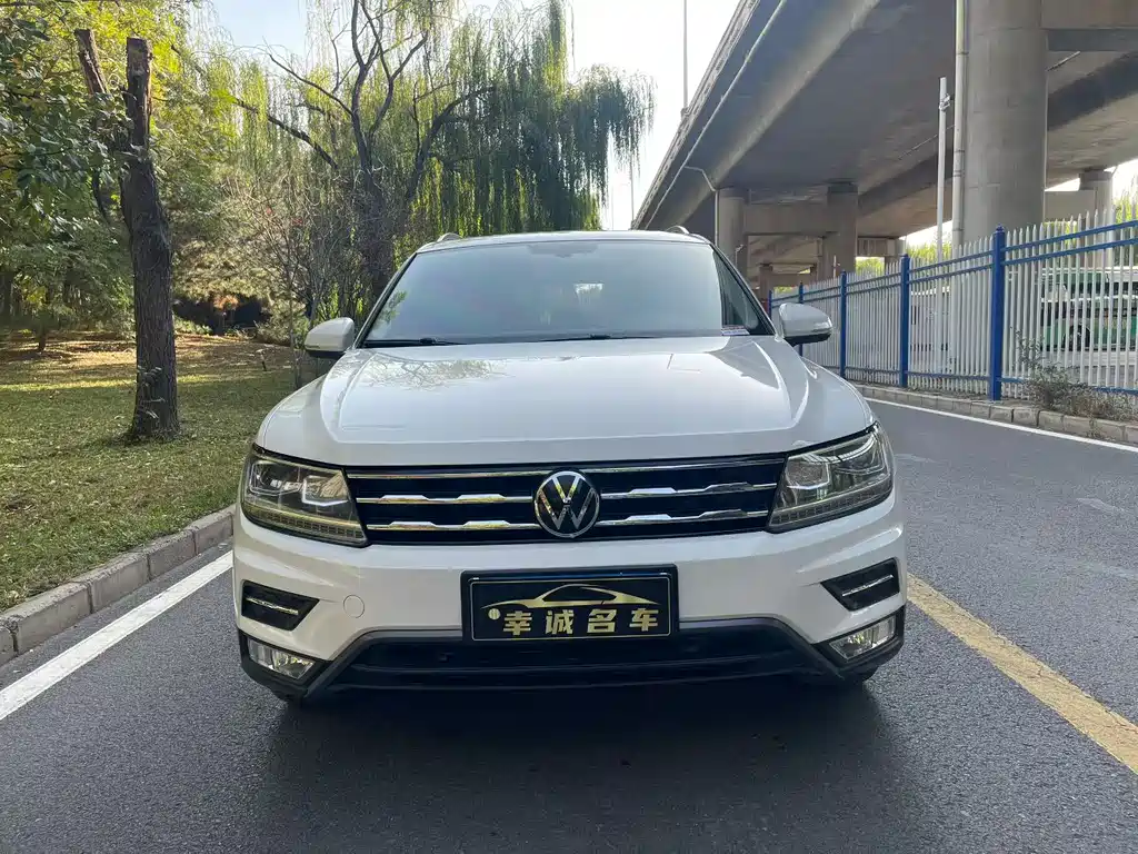 Volkswagen Tiguan L 2021 — фото 2