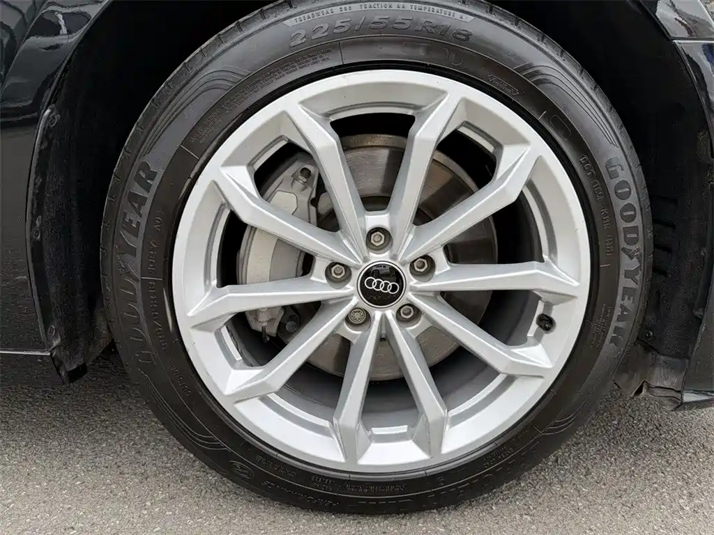 Audi A6L 2022 — фото 13
