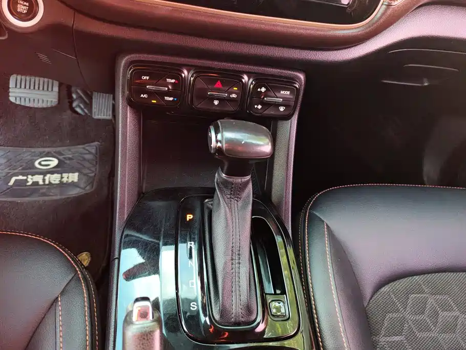 GAC Trumpchi GS3 2019 — фото 16