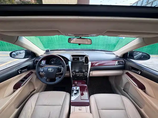 Toyota Camry 2013