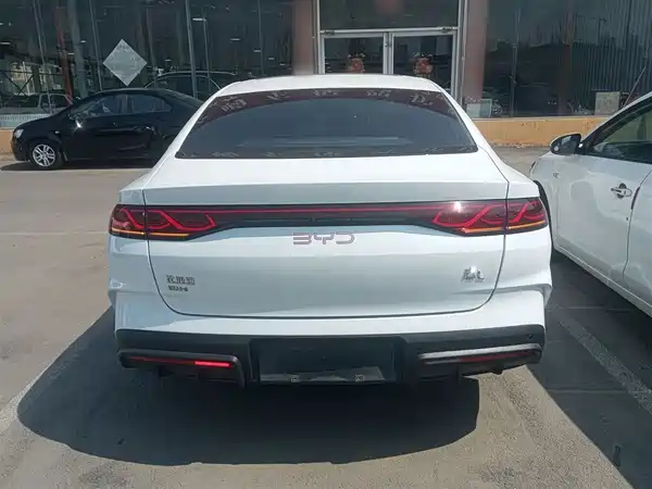 BYD Qin L 2024